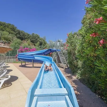Zecamping 3 Avec Espace Aquatique Chalet *