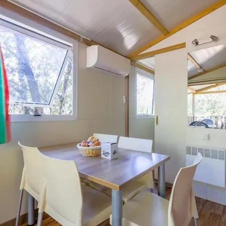 Chalet Zecamping 3 Avec Espace Aquatique *