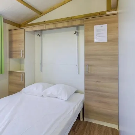 Chalet Zecamping 3 Avec Espace Aquatique Cargese