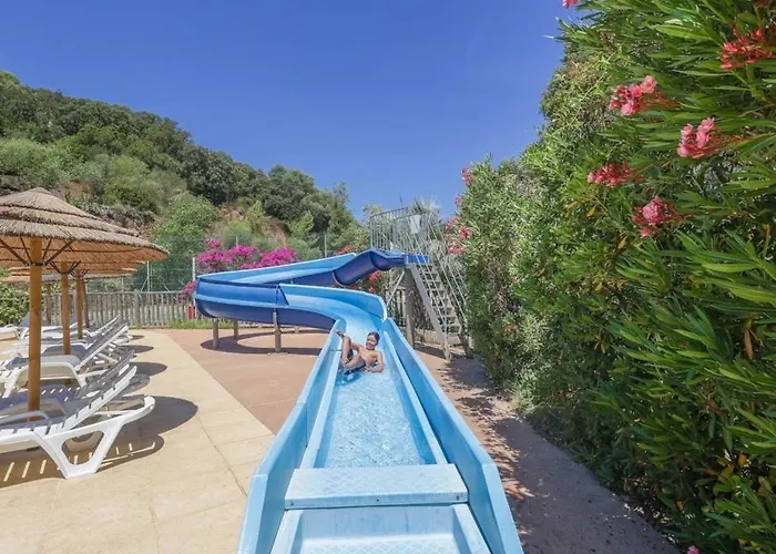 Zecamping 3 Avec Espace Aquatique Chalet Cargèse