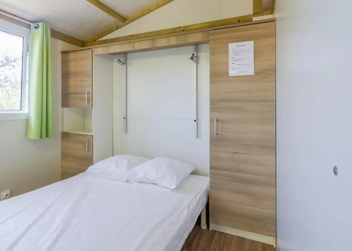 Zecamping 3 Avec Espace Aquatique
