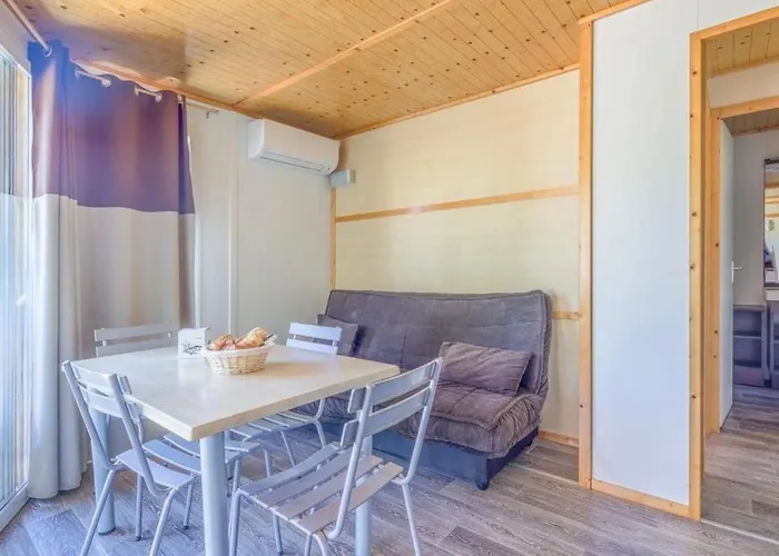 Zecamping 3 Avec Espace Aquatique