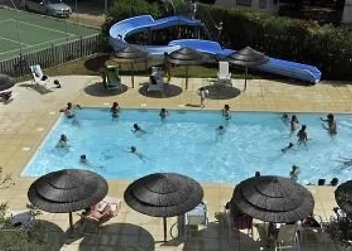 Zecamping 3 Avec Espace Aquatique Cargèse